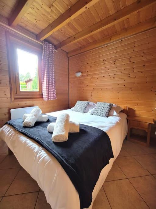 Goutelle, Paisible En Pleine Nature Chalet